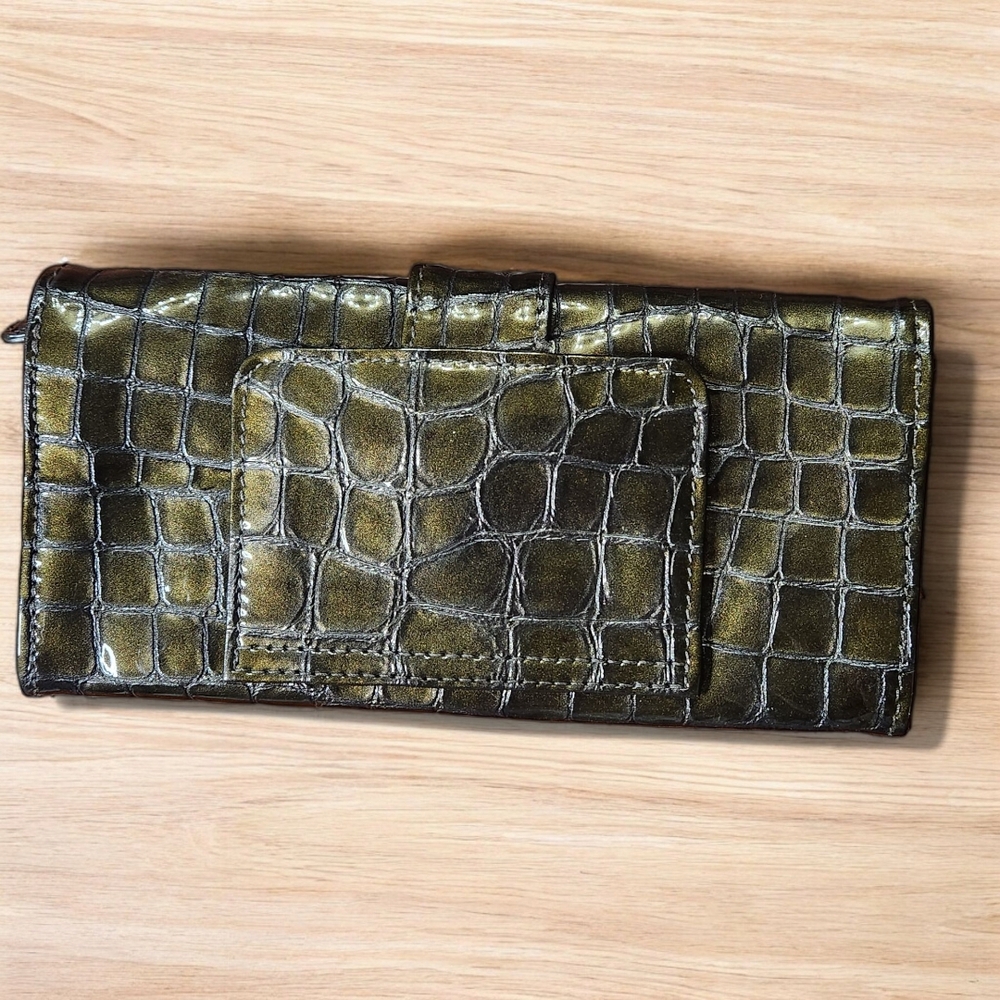 **Brighton Barbados Bronze Croc-embossed Patent Leather Wallet - Picture 2 of 3